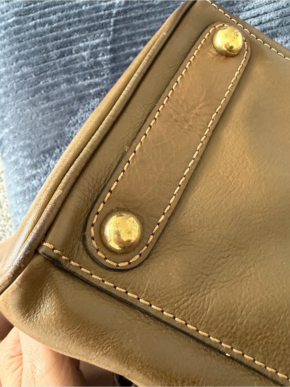 Banana Republic Classic Brown Leather Satchel Handbag - Picture 15 of 16